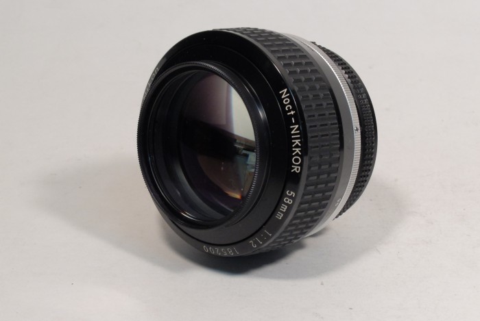 Ai-s ノクトニッコール 58mmF1.2